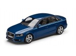 Модель автомобиля Audi A4 Blue, Scale 1 43